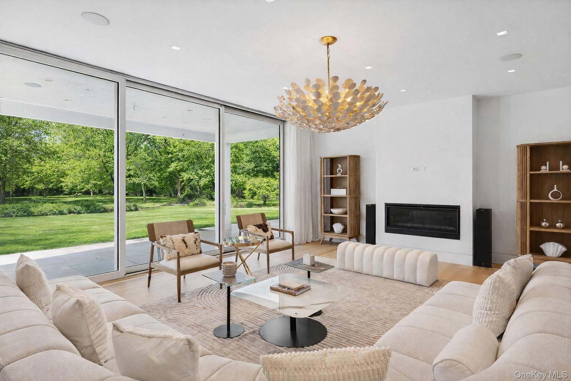 18 Sarahs Way, East Hampton, NY 11937