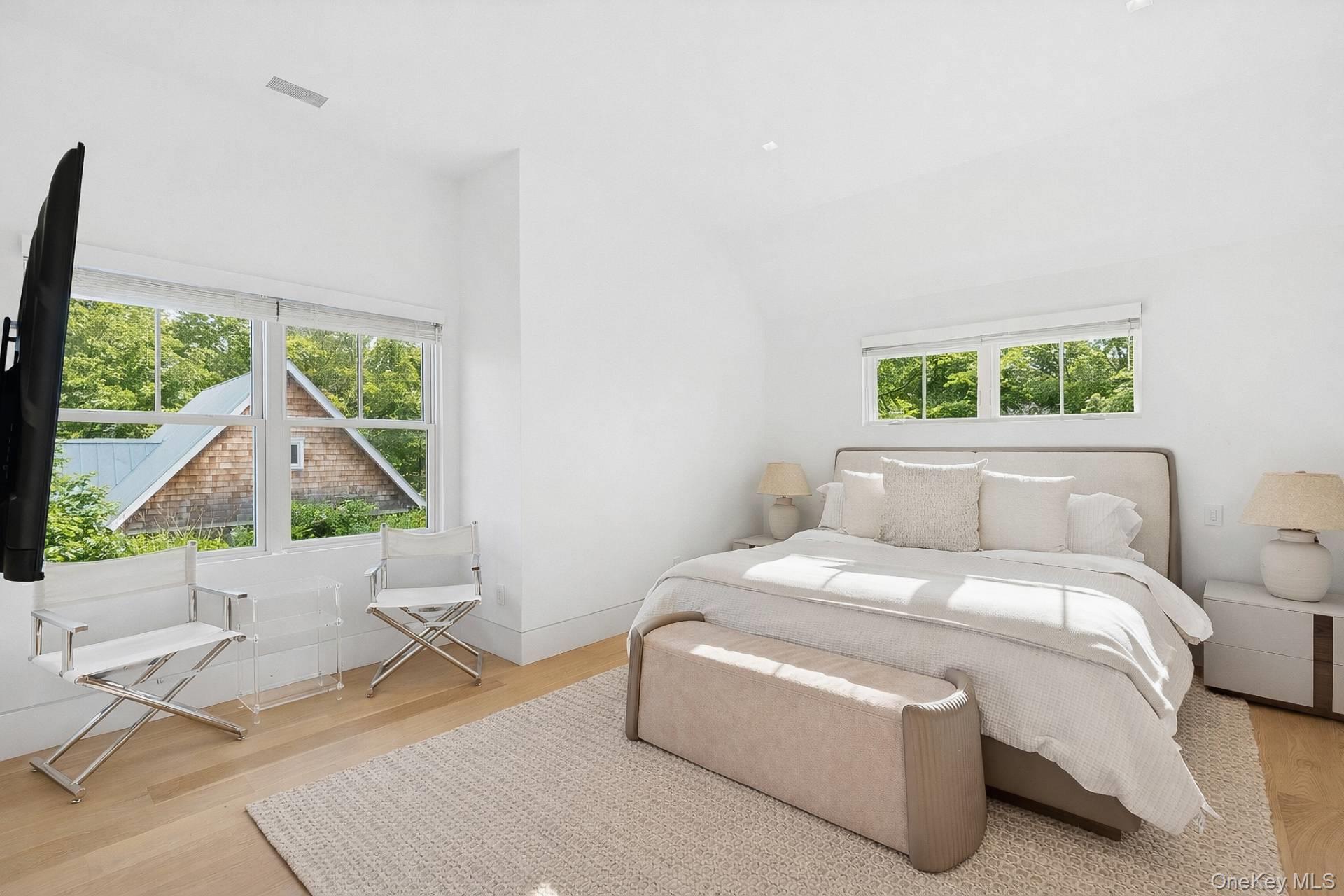 18 Sarahs Way, East Hampton, NY 11937