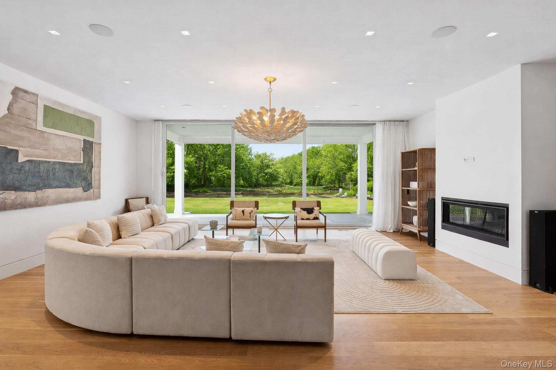 18 Sarahs Way, East Hampton, NY 11937