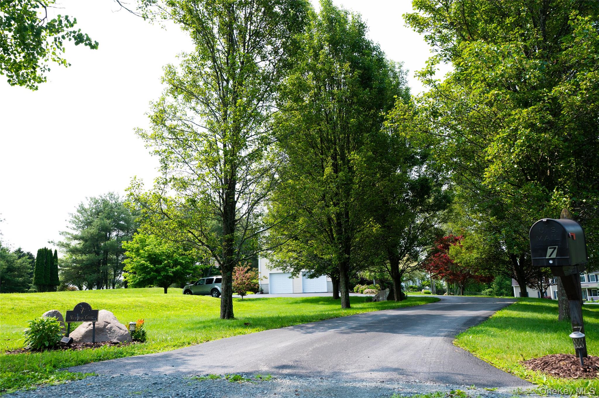 7 Victorian Court, Milton, NY 12547