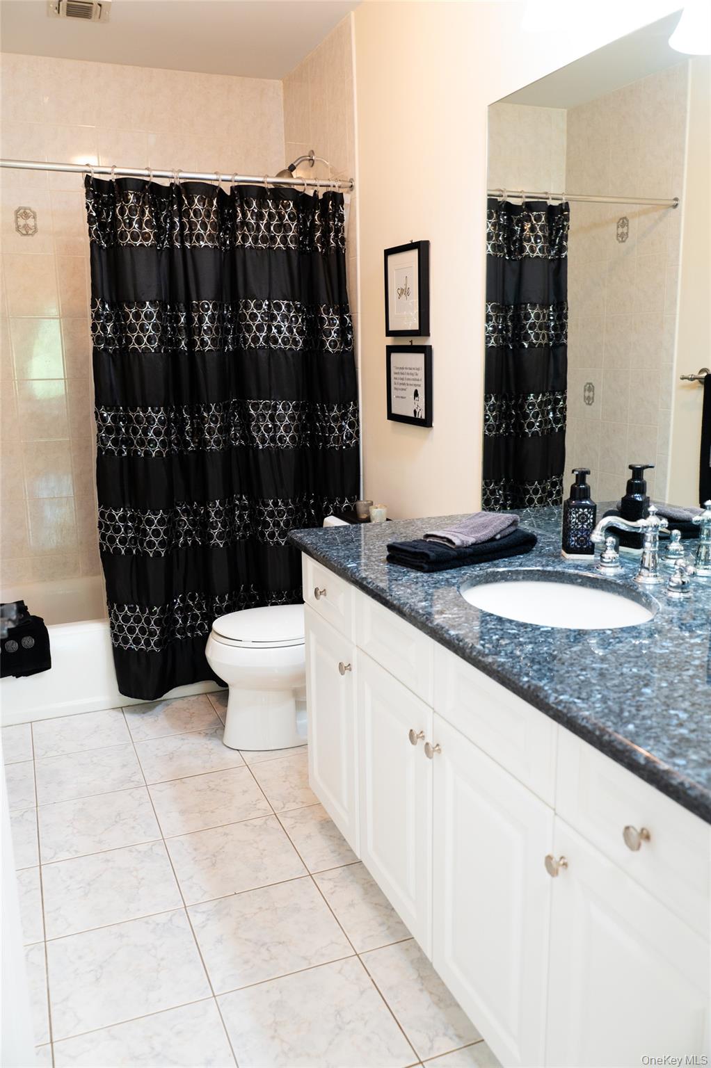 7 Victorian Court, Milton, NY 12547