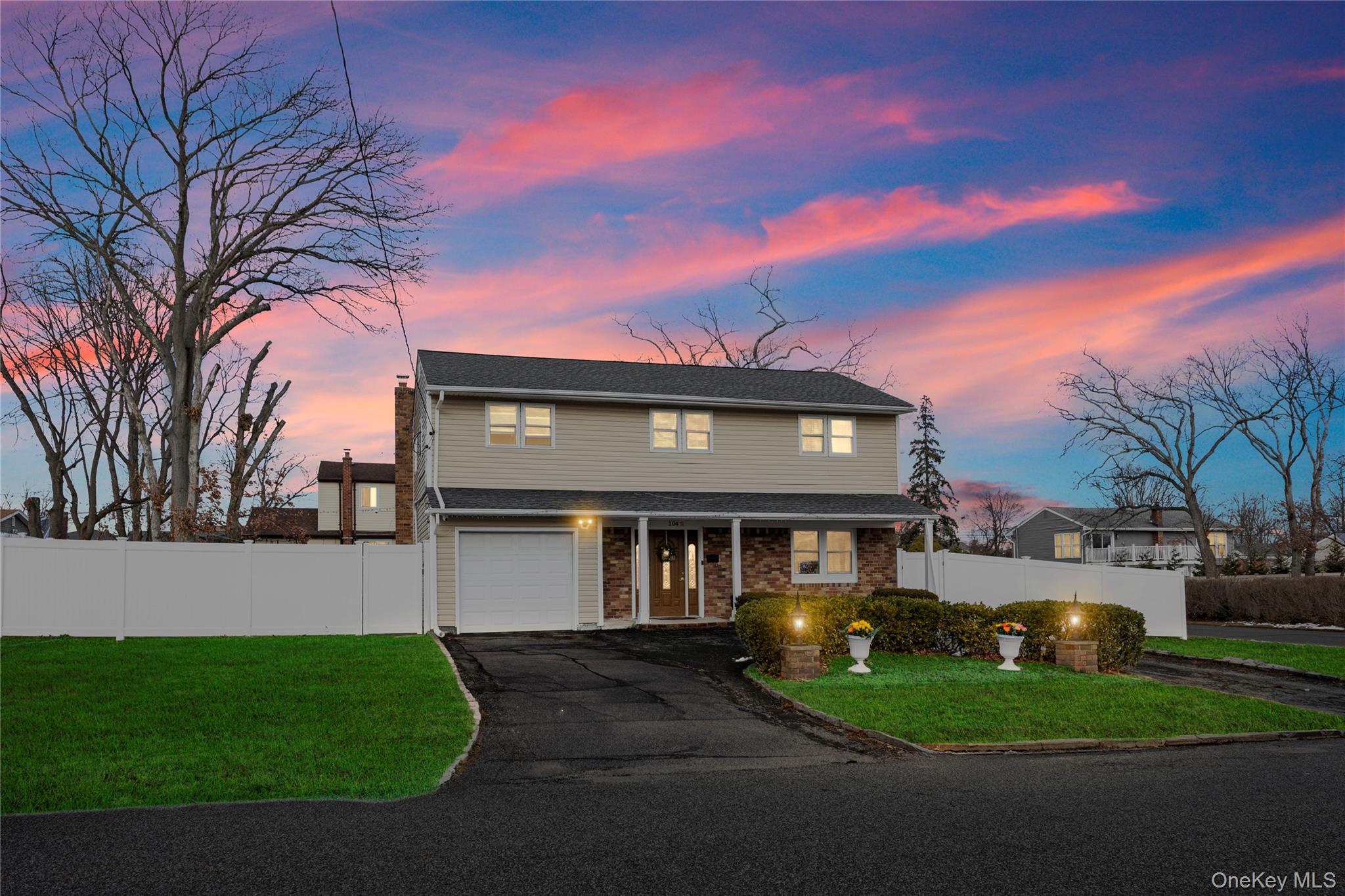 1042 11th Street, West Babylon, NY 11704