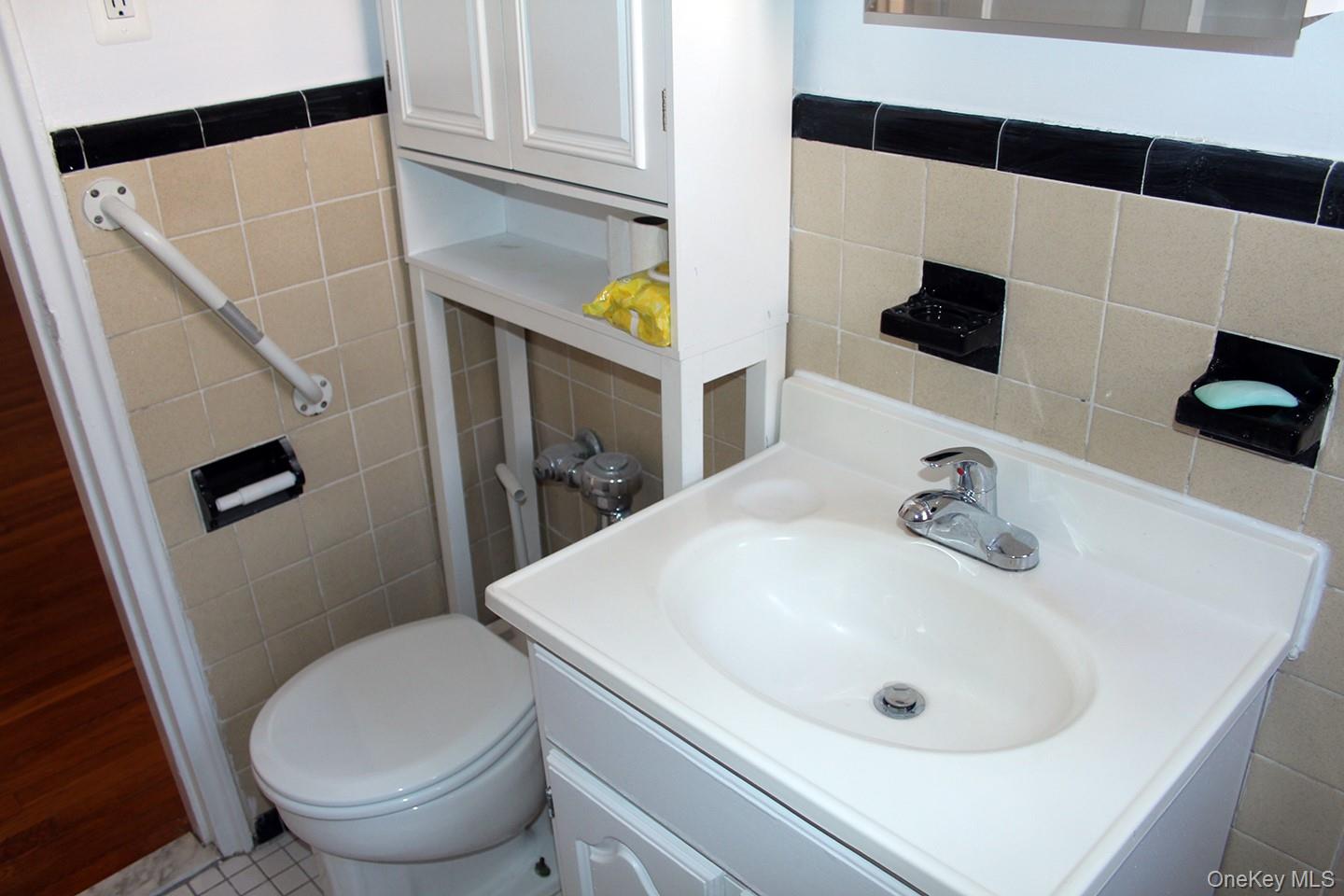 811 Bronx River Road # 5A, Yonkers, NY 10708