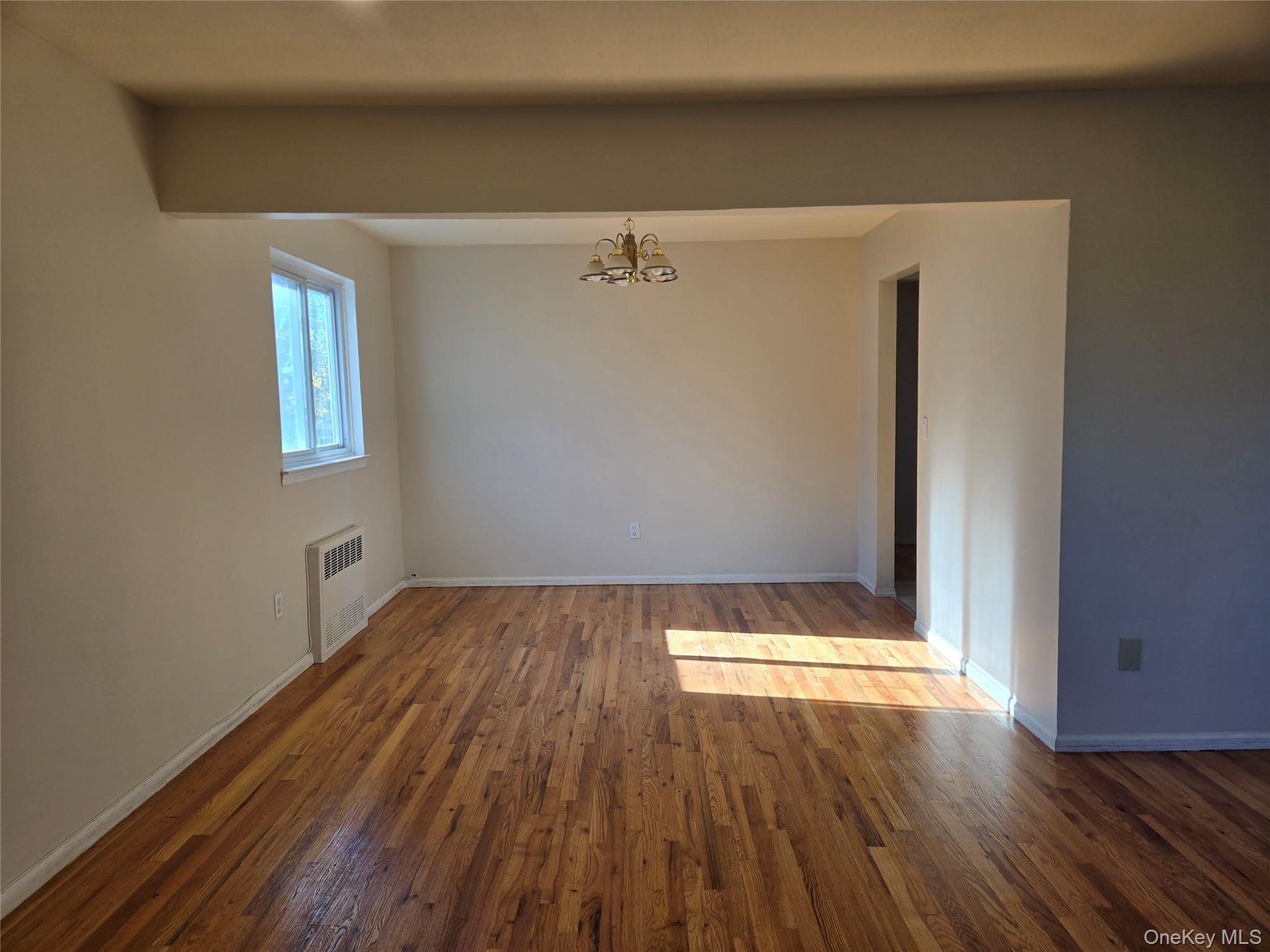 73 Pearsall Avenue # 2nd Floor, Lynbrook, NY 11563