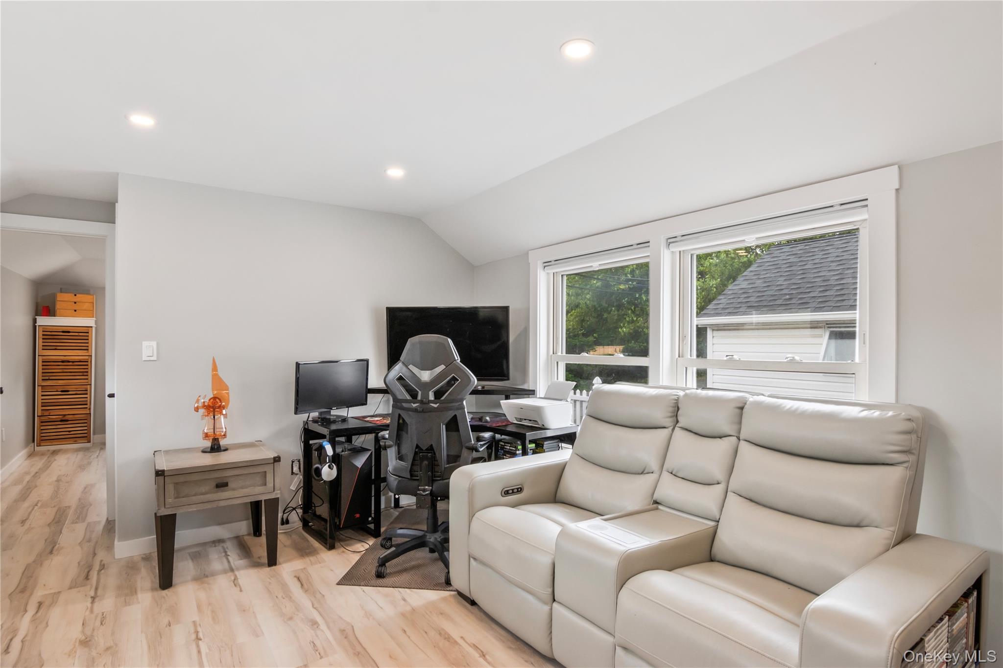 19 Pine Lane, Bayville, NY 11709