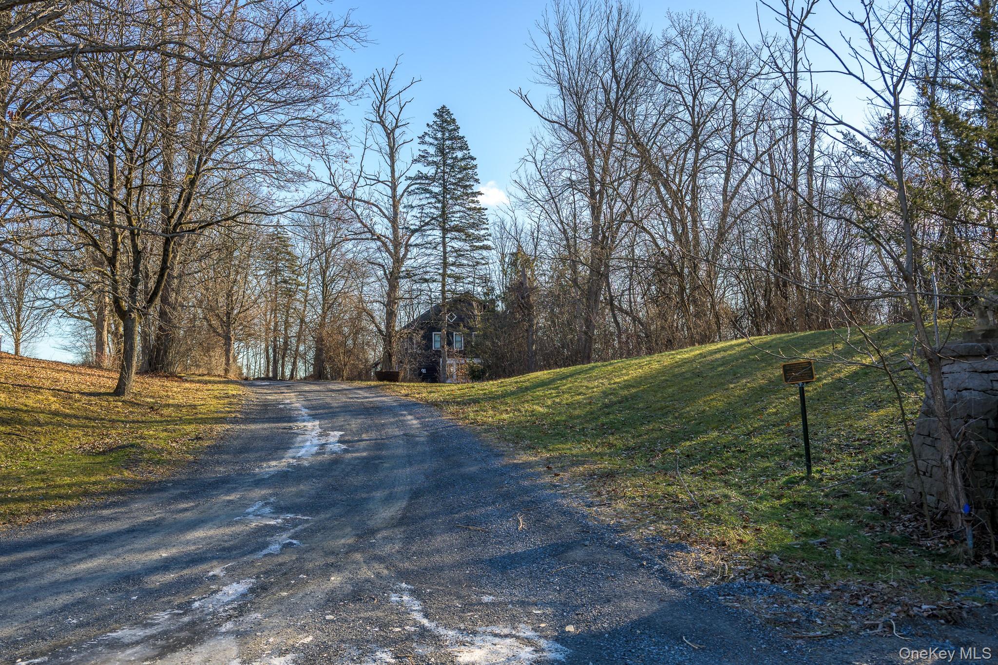 91 Scheller Park Road, West Coxsackie, NY 12192