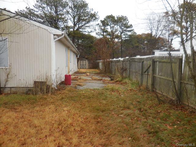 2 Hollow Street, Bellport, NY 11713