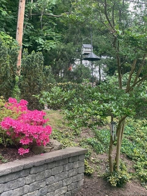 145 Shore Road, Manhasset, NY 11030