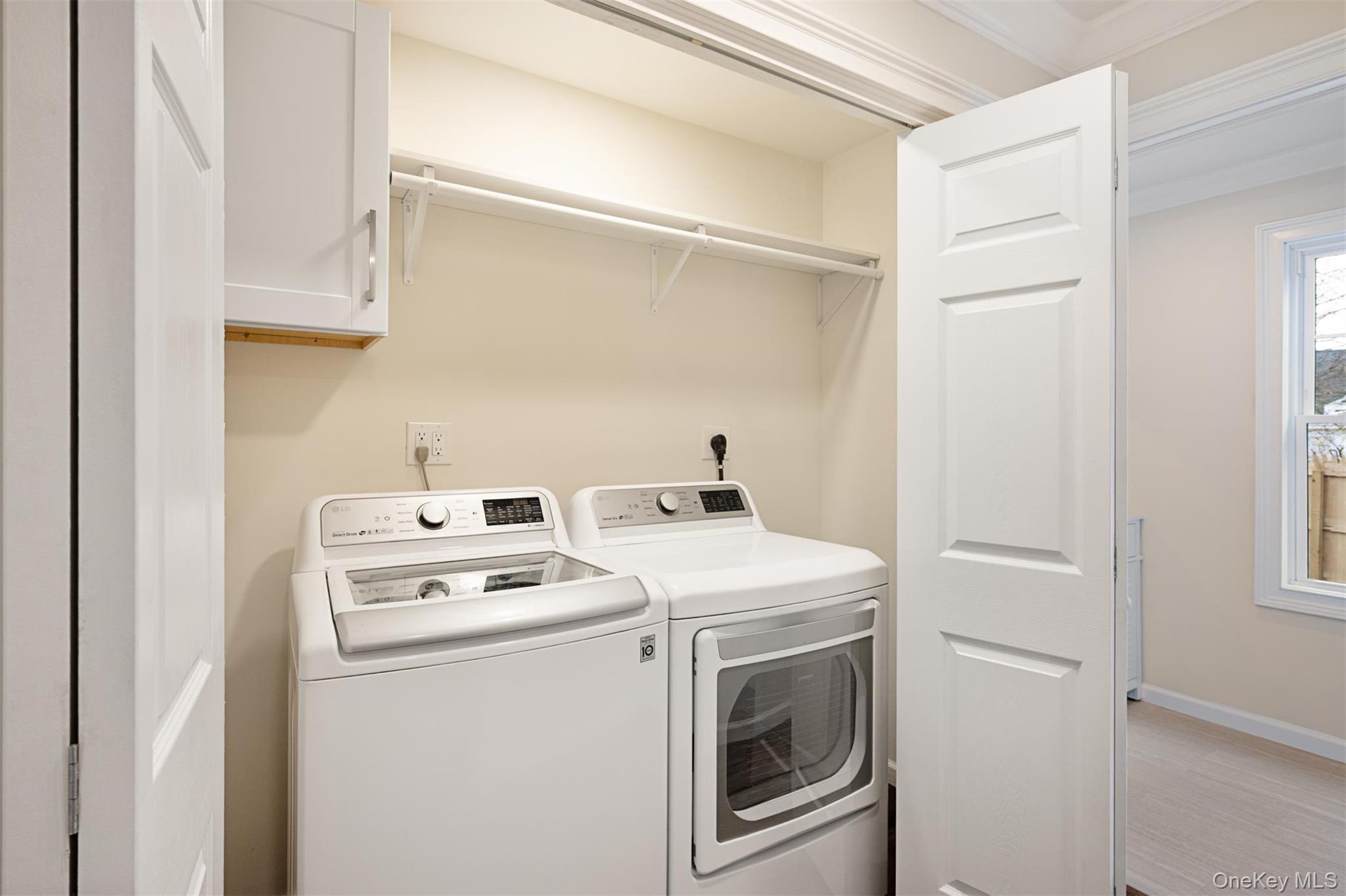 3 Adelaide Park, Center Moriches, NY 11934