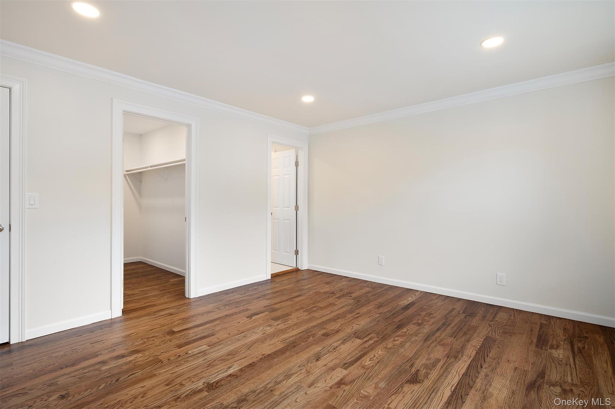 3 Adelaide Park, Center Moriches, NY 11934