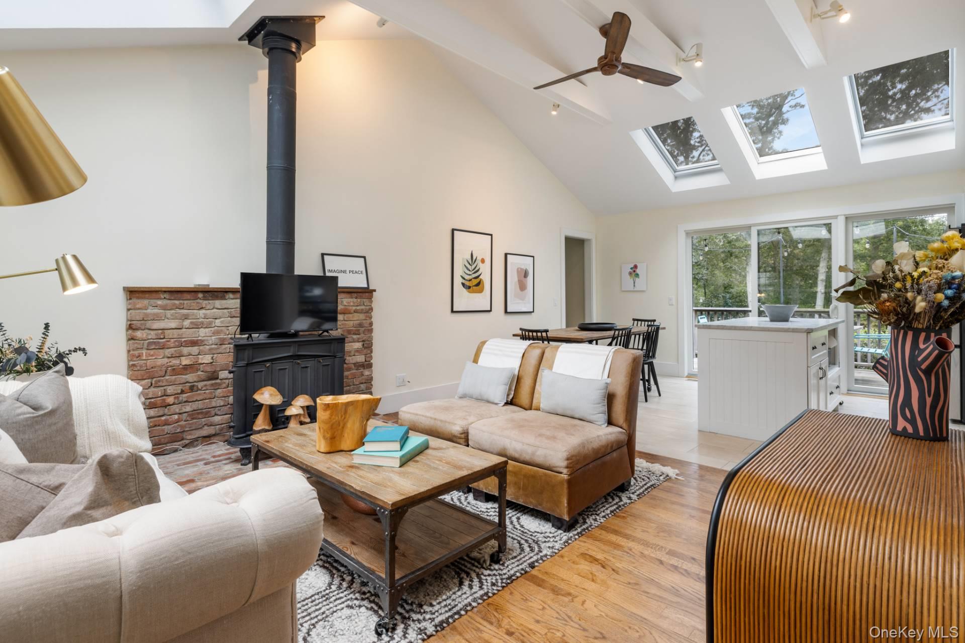 33 Sandra Road, East Hampton, NY 11937