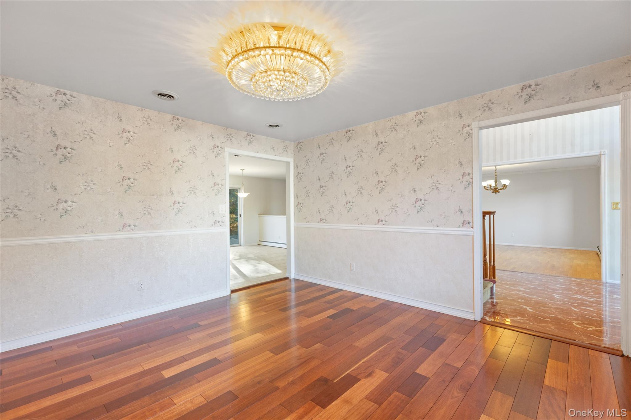 13 Mesa Place, Nanuet, NY 10954