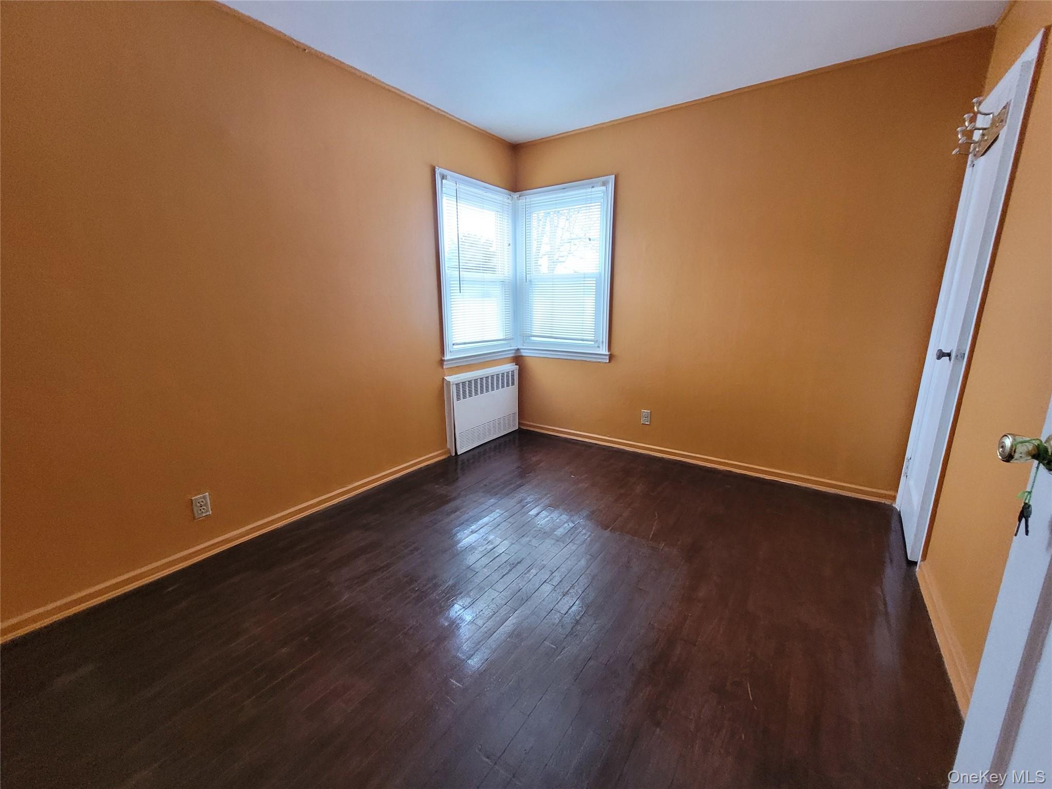 2106 5th Street, East Meadow, NY 11554