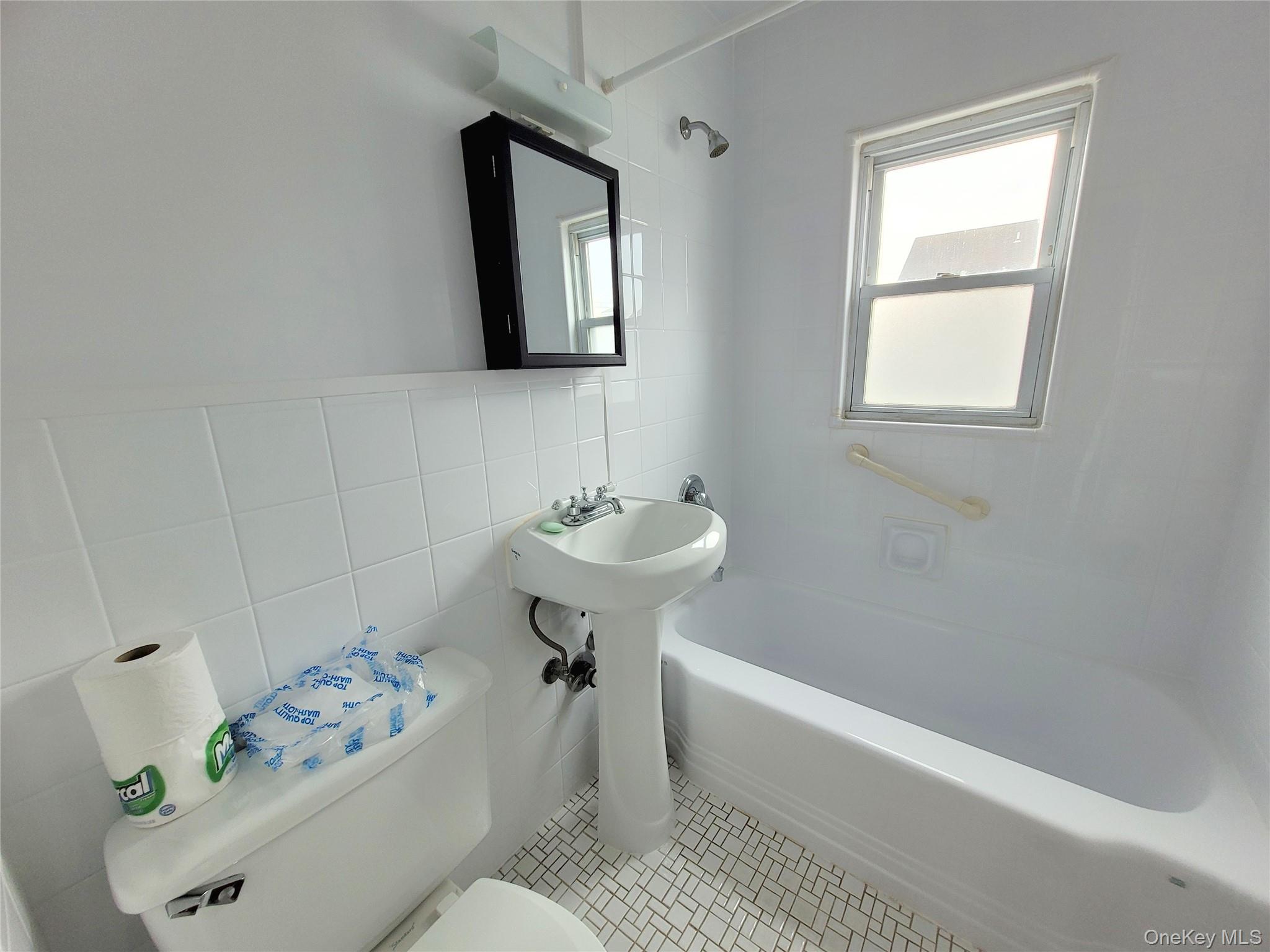 2106 5th Street, East Meadow, NY 11554