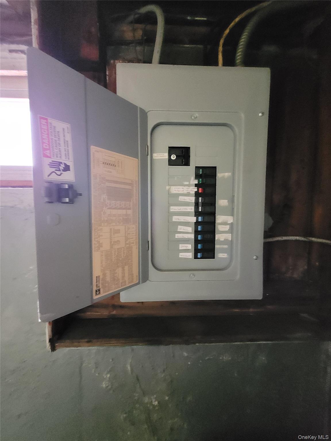 2106 5th Street, East Meadow, NY 11554