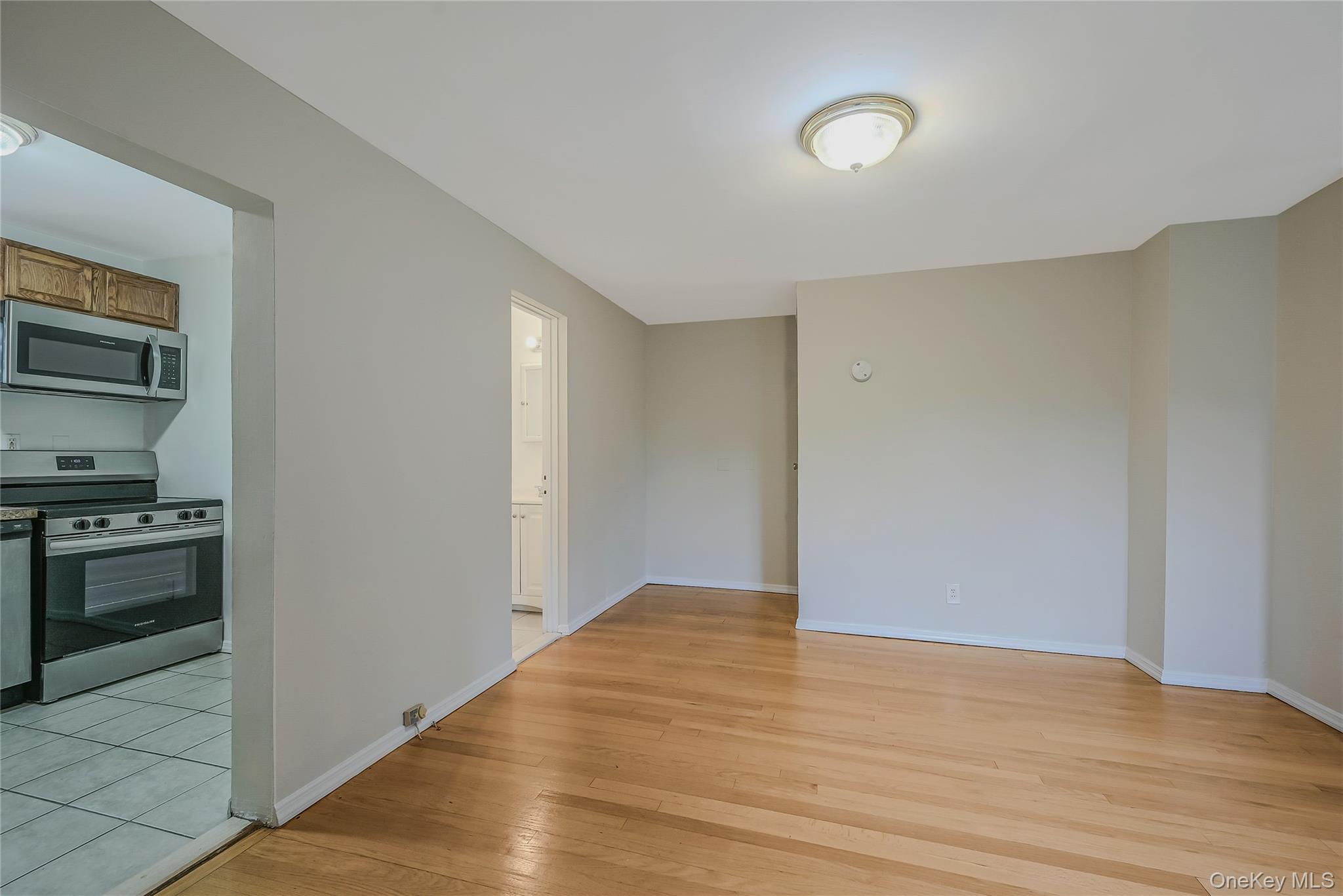 148 S 4th Street, Bethpage, NY 11714