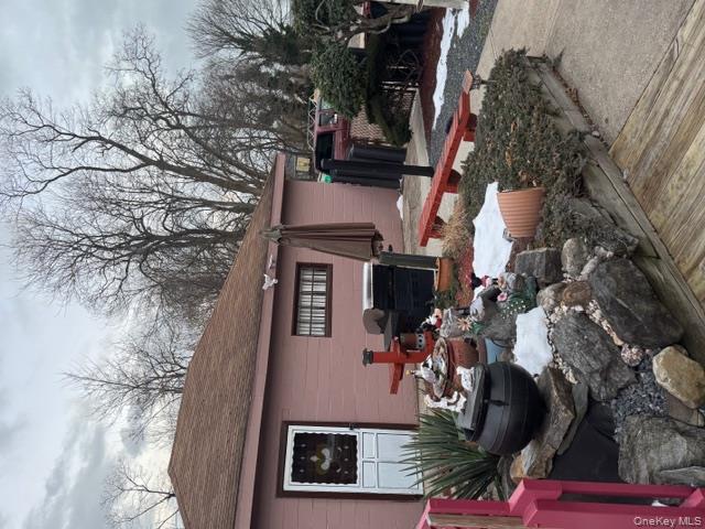 11 Hatcher Court, Amityville, NY 11701