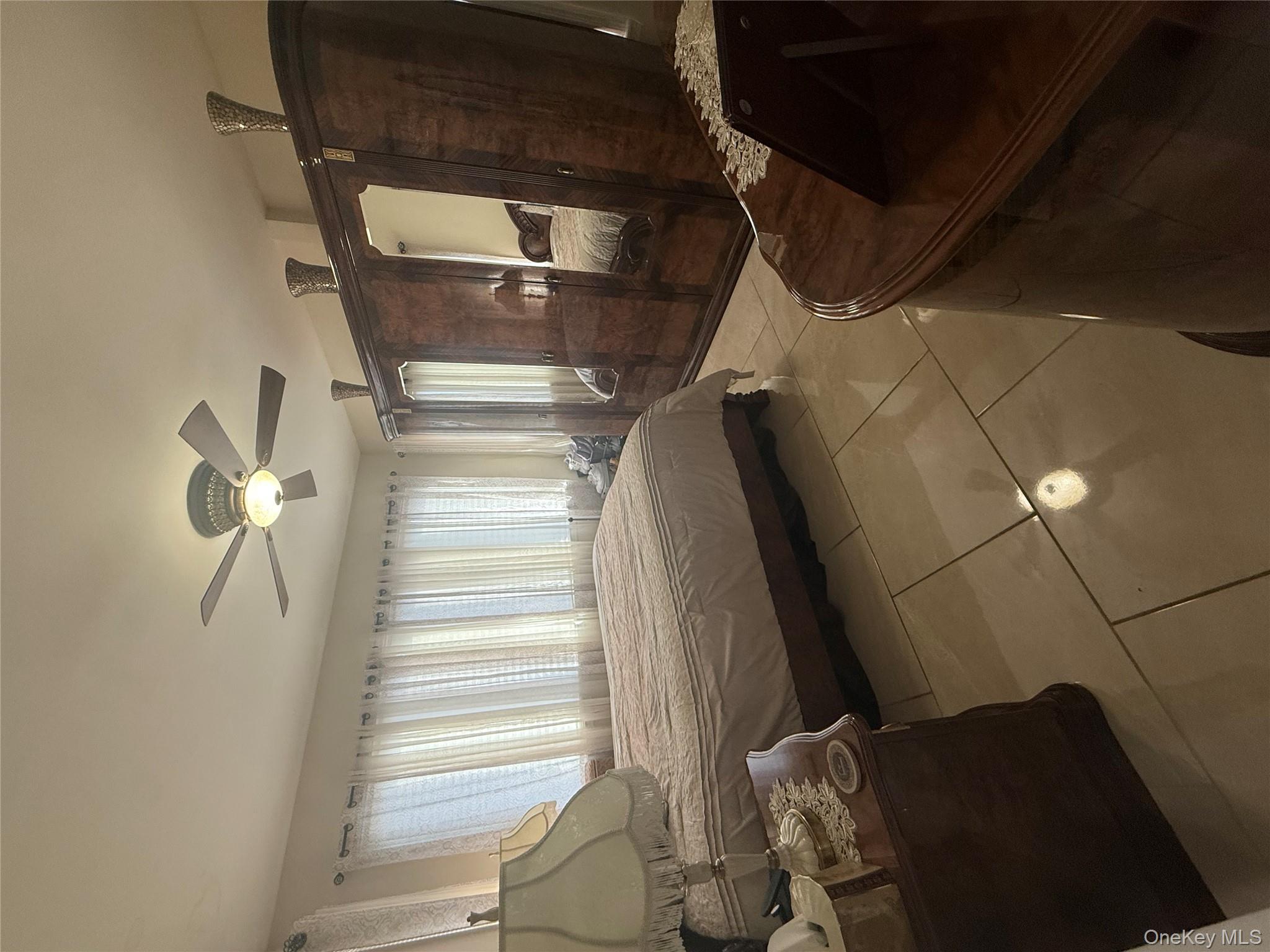 7843 84th Street, Glendale, NY 11385