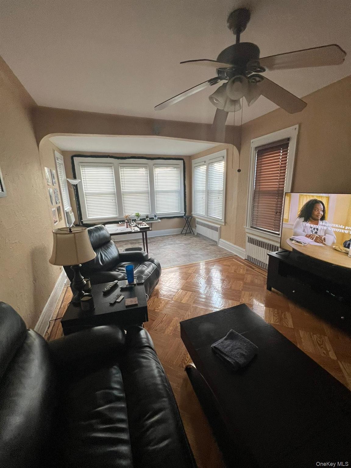 7843 84th Street, Glendale, NY 11385