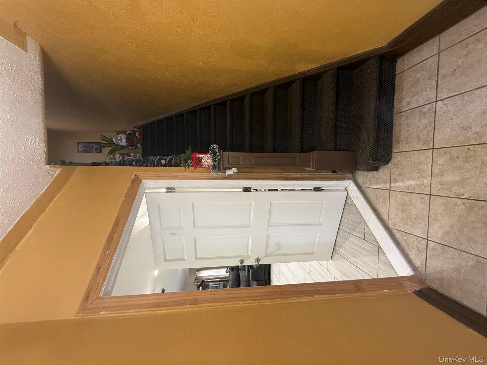 7843 84th Street, Glendale, NY 11385