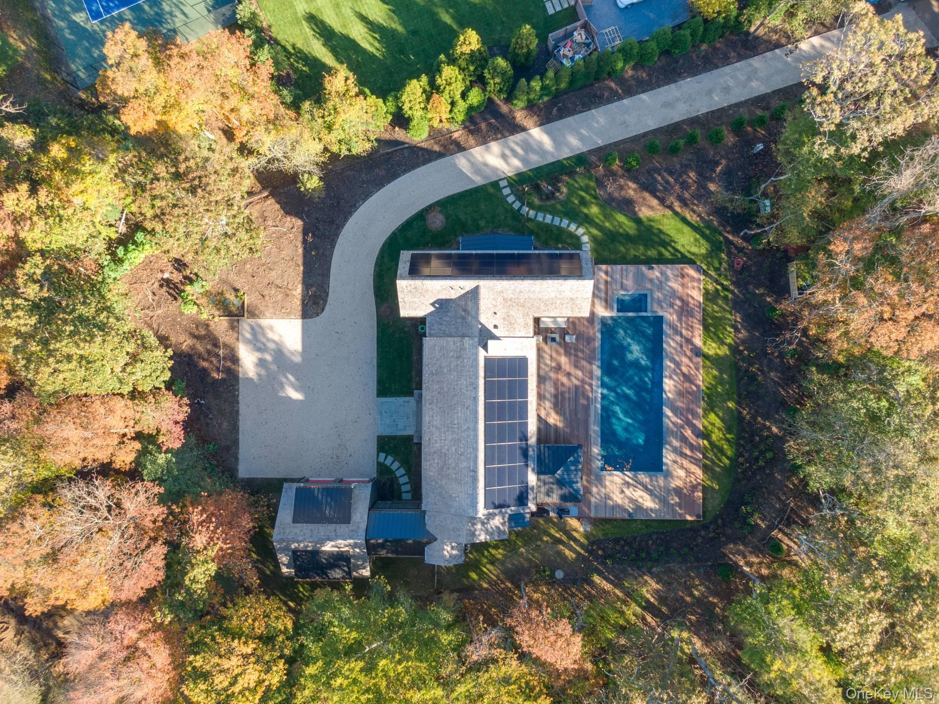 9 Eileens Path, East Hampton, NY 11937