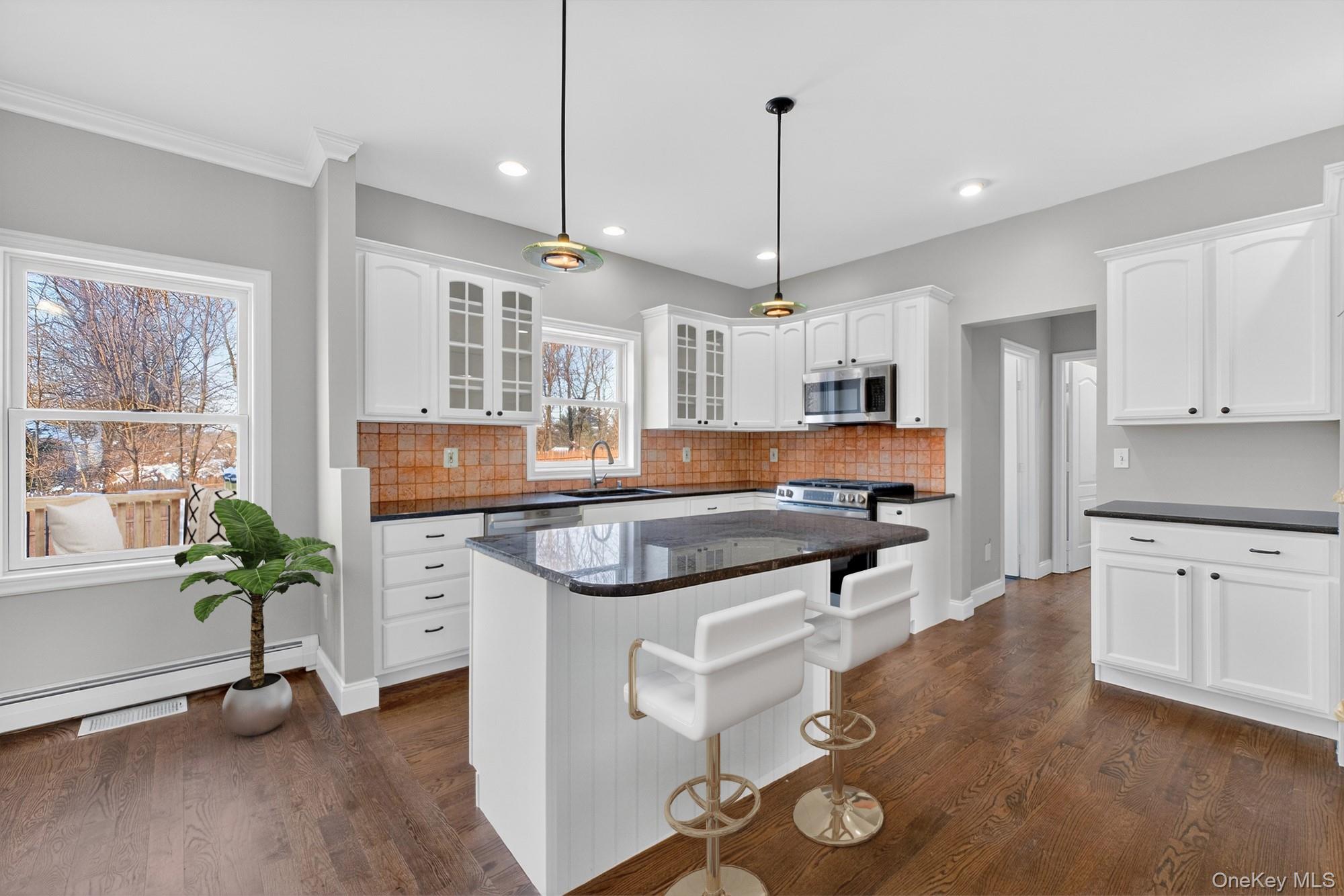 27 King Drive, Poughkeepsie, NY 12603