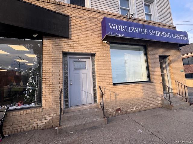 329 Jericho Turnpike, Floral Park, NY 11001