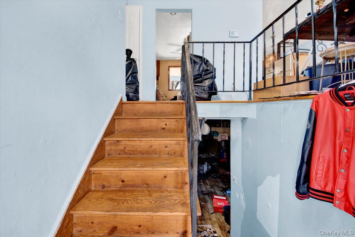 31 Allison Avenue, Newburgh, NY 12550