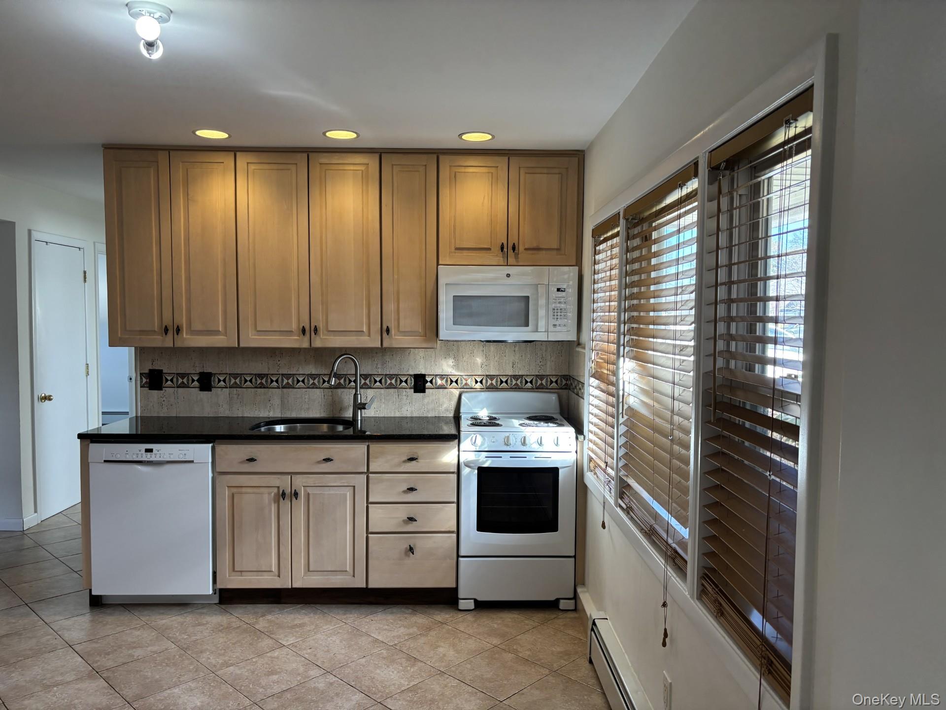 26 Polo Lane, Westbury, NY 11590