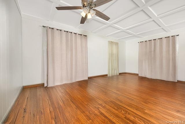 84 Bay Avenue, Hicksville, NY 11801