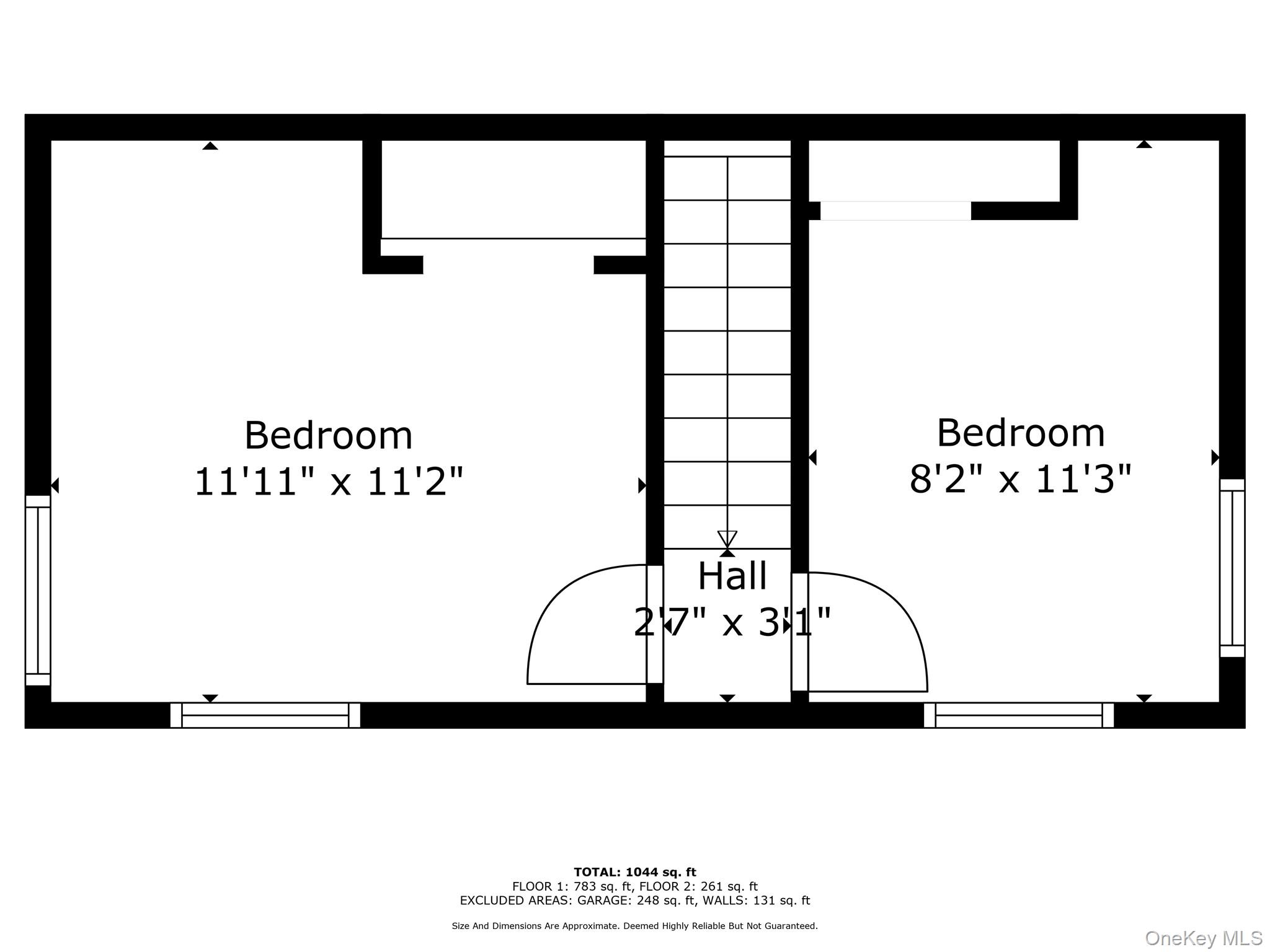 9 3rd Street, West Islip, NY 11795