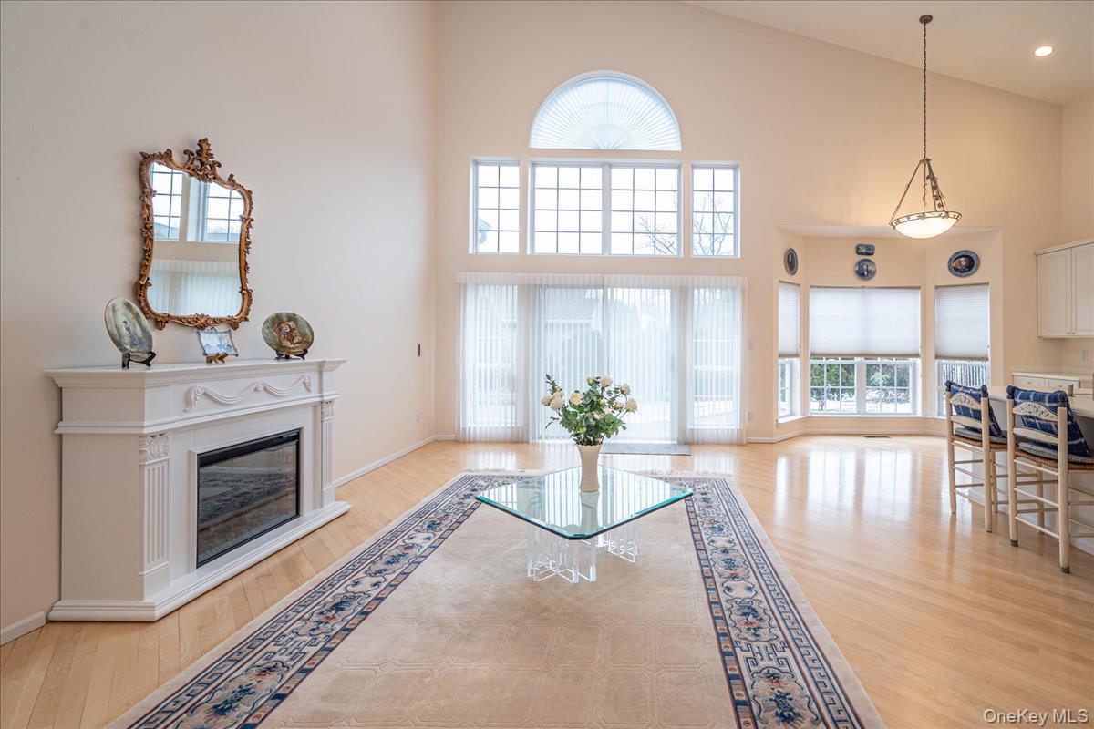 205 Windwatch Drive, Hauppauge, NY 11788