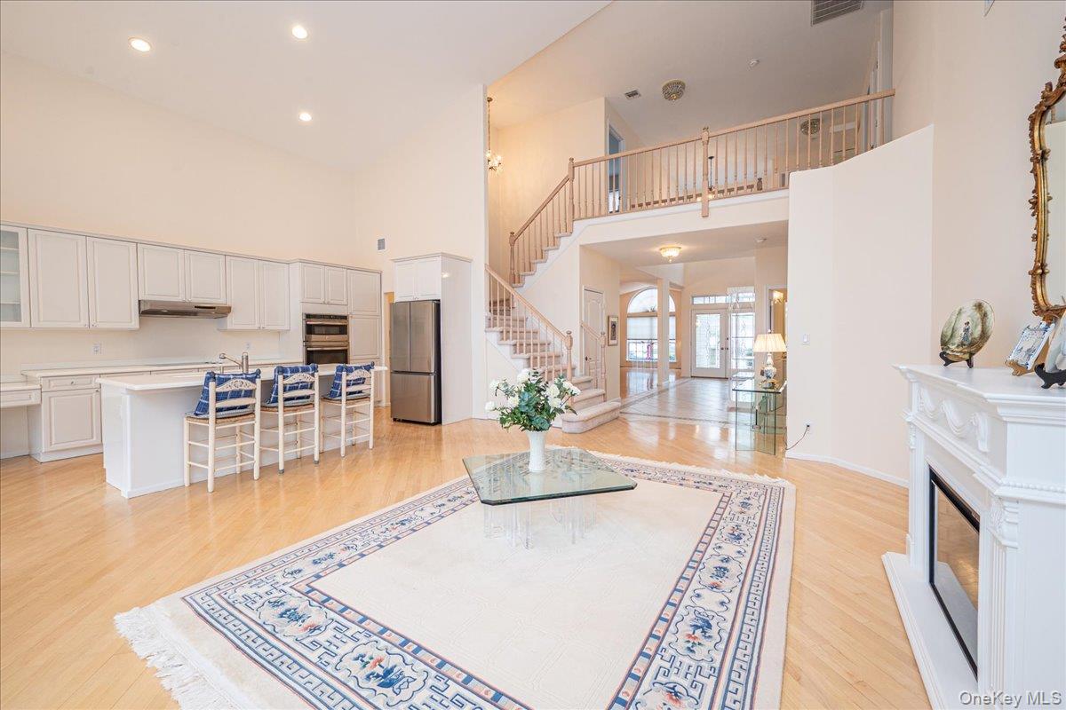 205 Windwatch Drive, Hauppauge, NY 11788