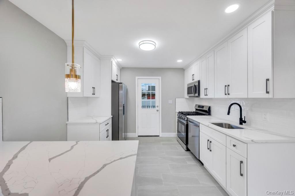 245 Stone Street, Elmont, NY 11003