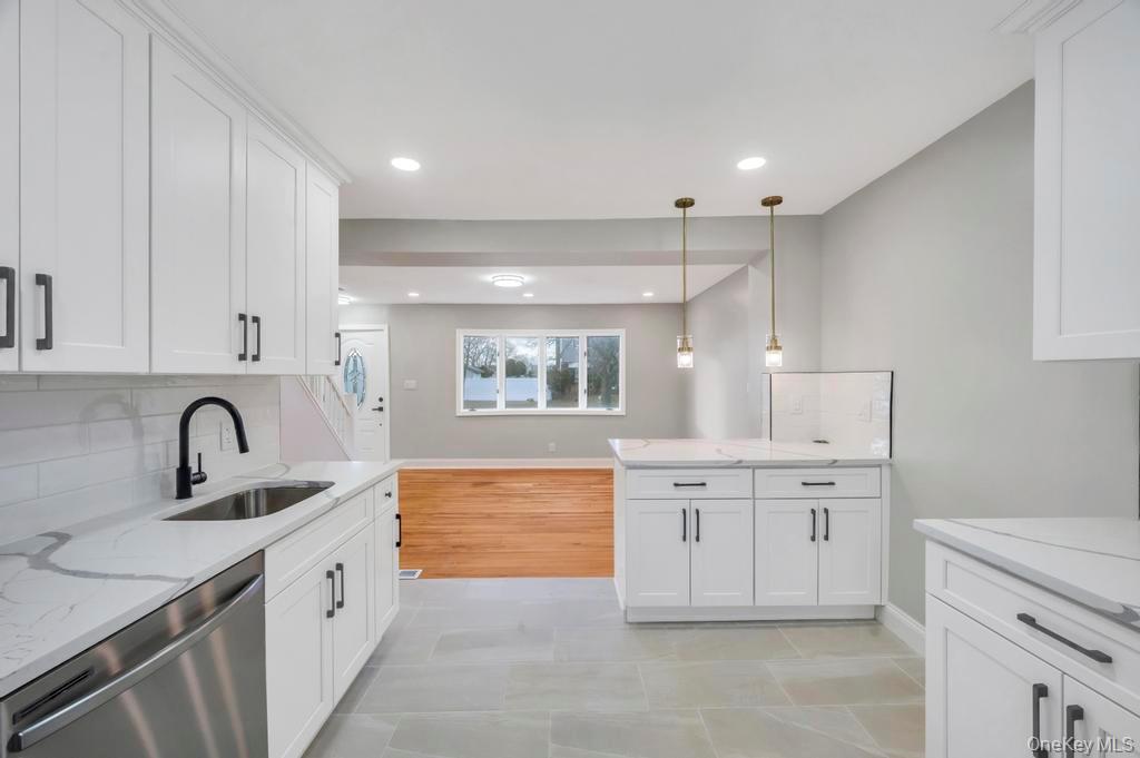 245 Stone Street, Elmont, NY 11003