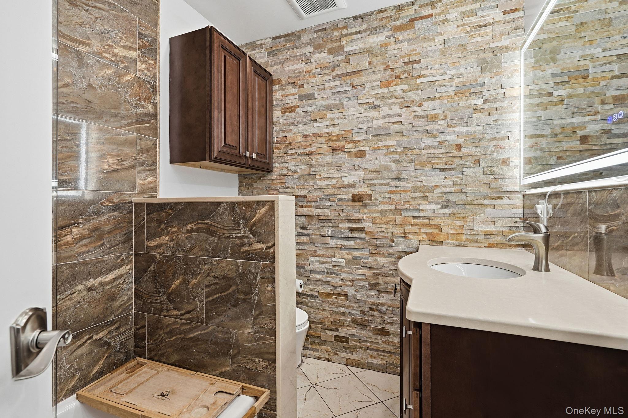 14 Dunnings Drive, Tarrytown, NY 10591