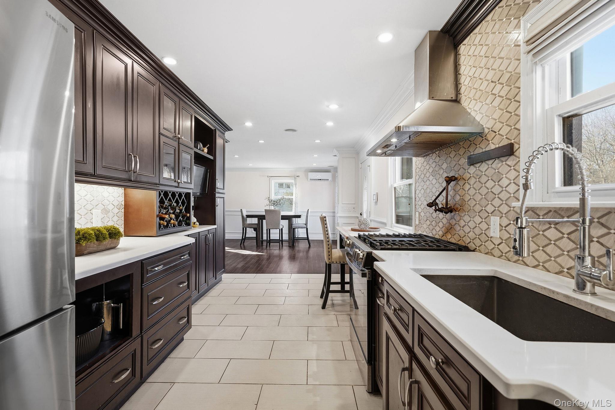 14 Dunnings Drive, Tarrytown, NY 10591