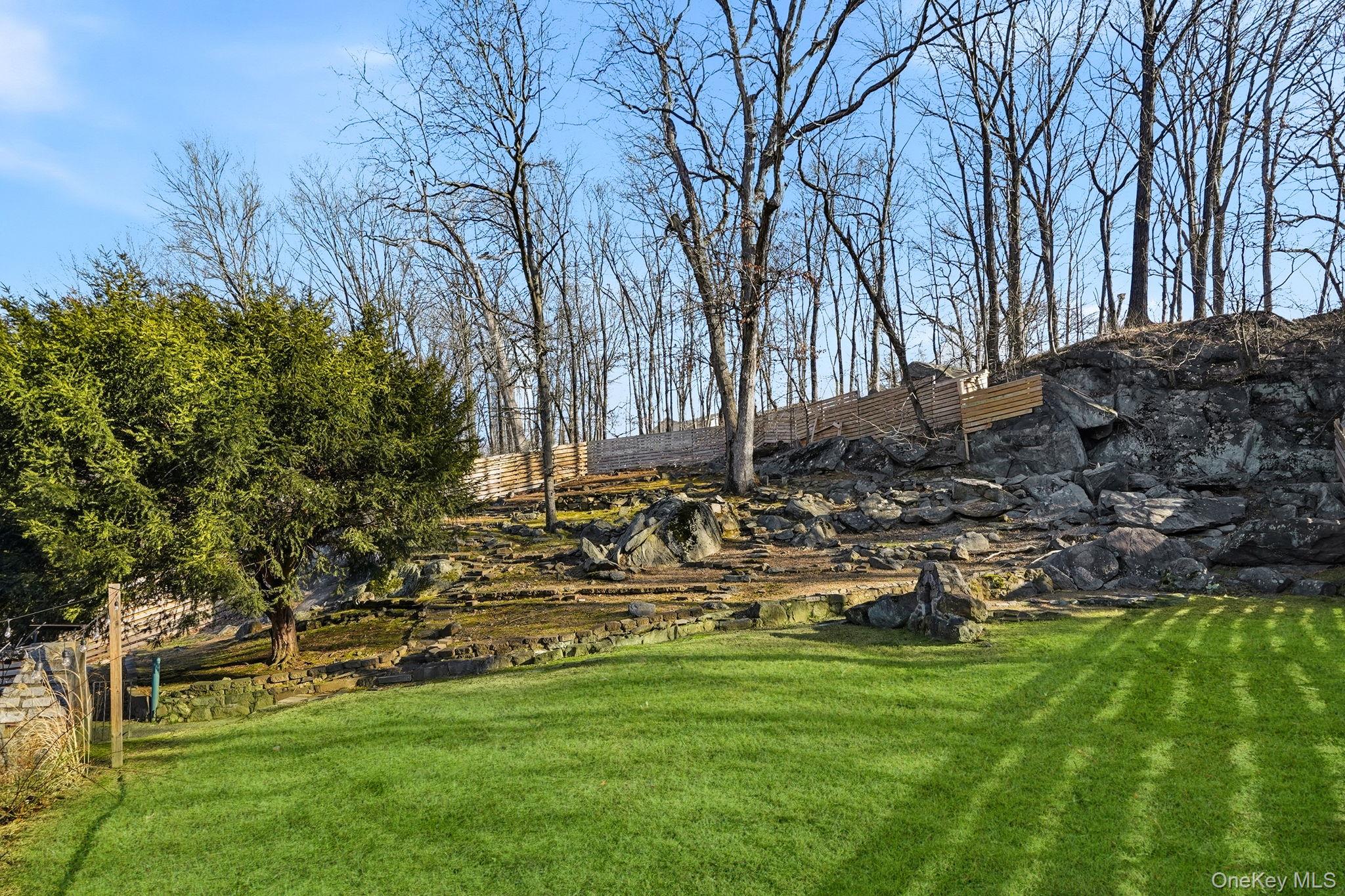 14 Dunnings Drive, Tarrytown, NY 10591