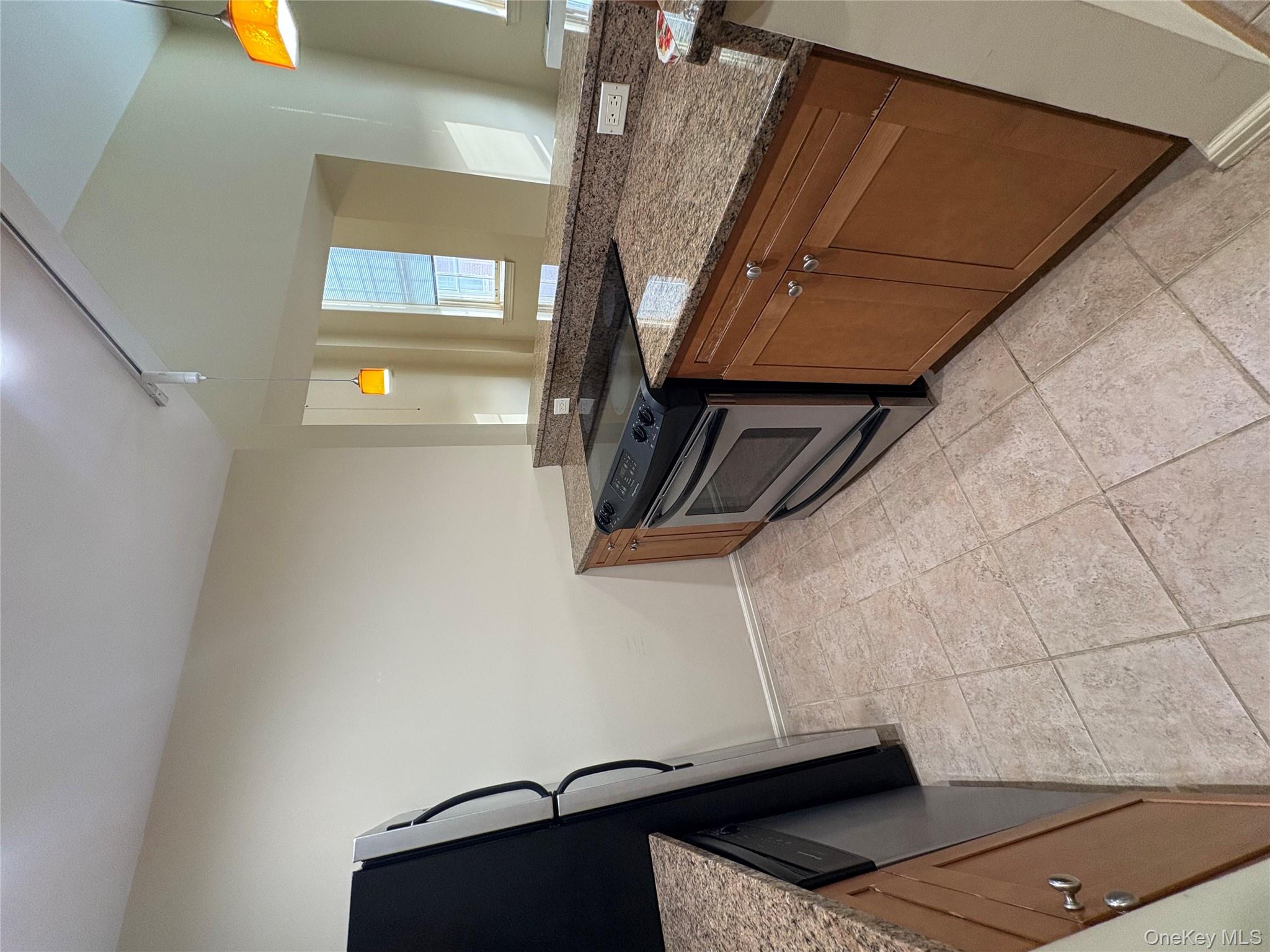 1701 crompond Road, Peekskill, NY 10566