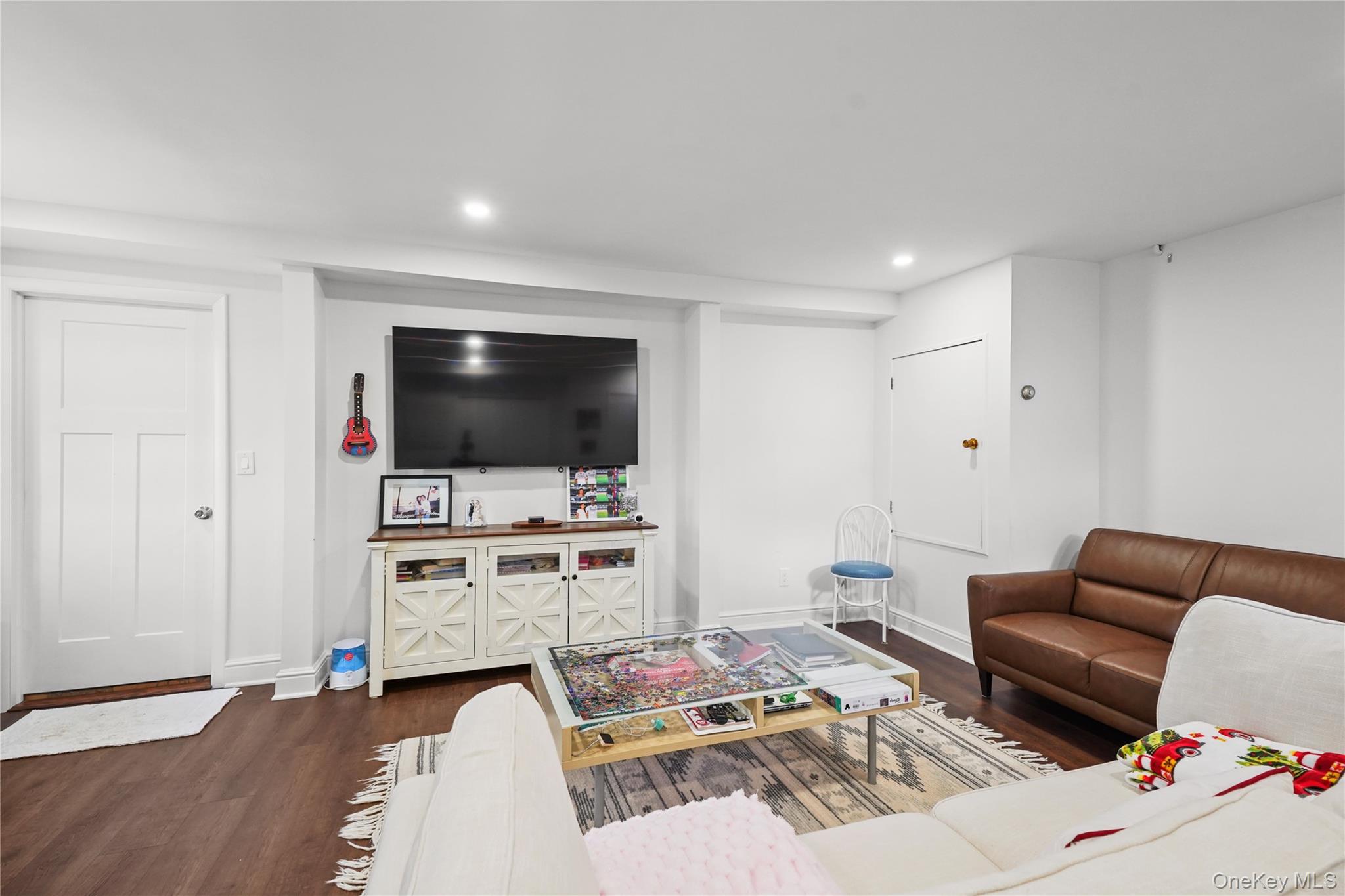 22 Narcissus Drive, Mahopac, NY 10541