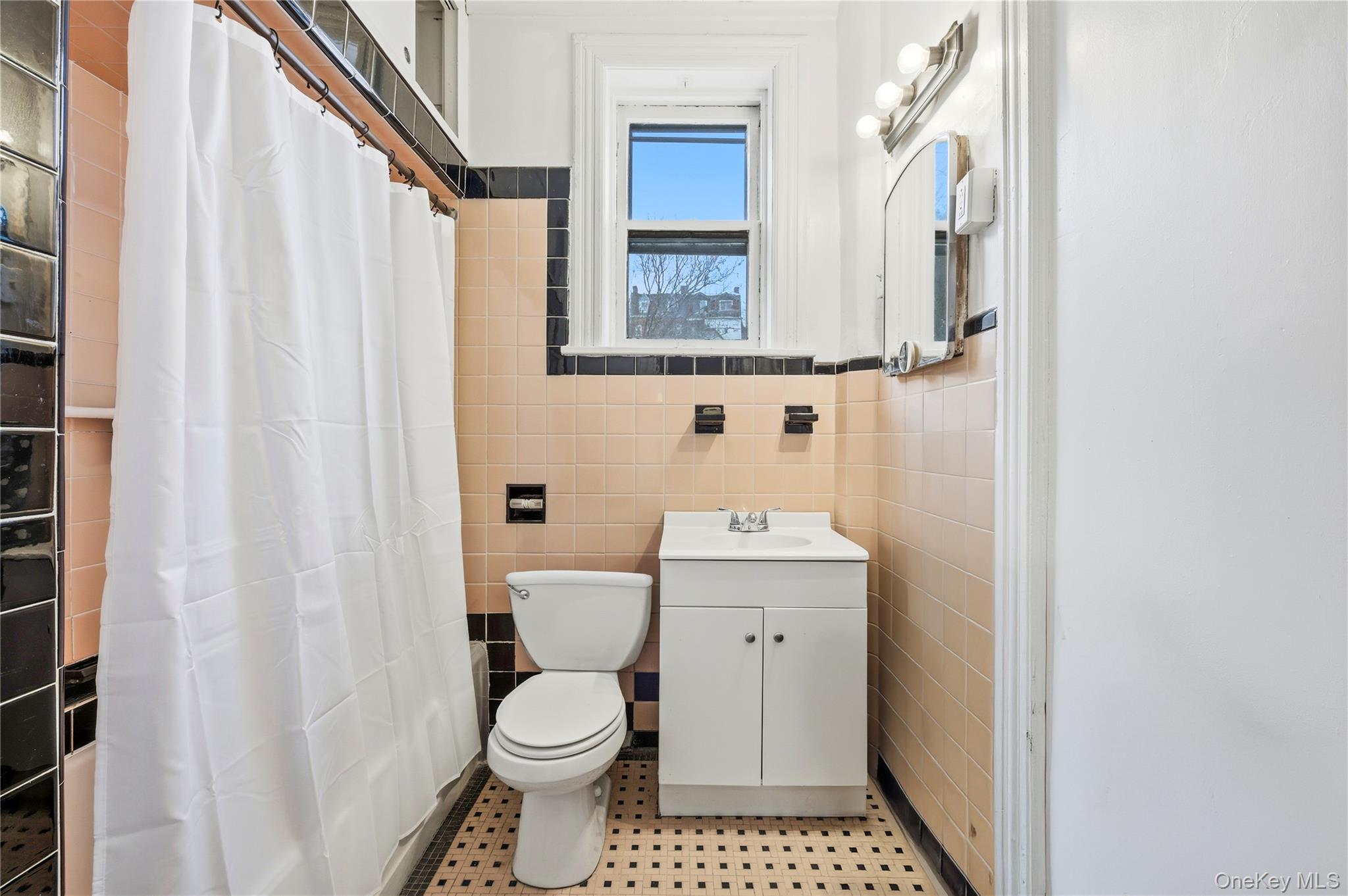 415 Grand Street, Newburgh, NY 12550