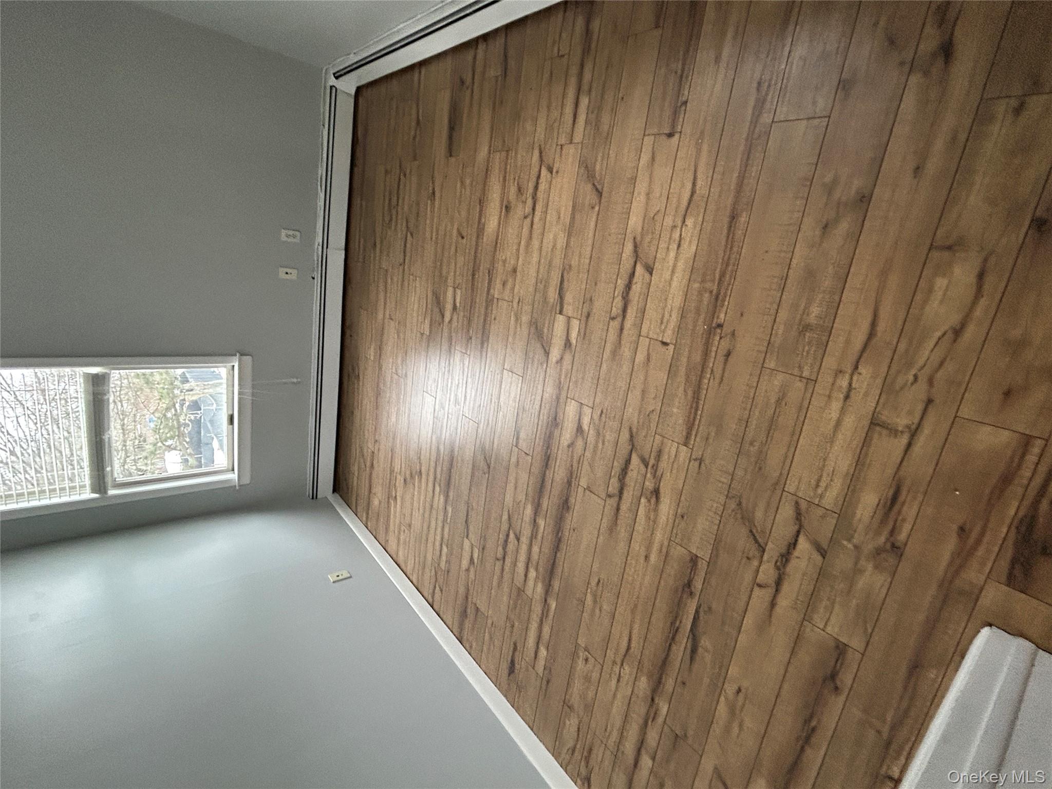 56475 Route 25, Southold, NY 11971