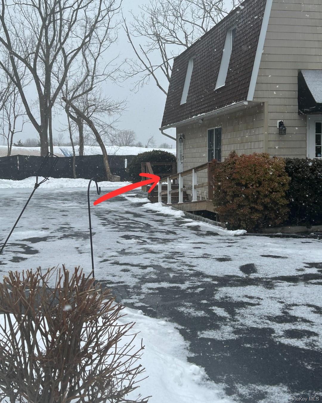 56475 Route 25, Southold, NY 11971