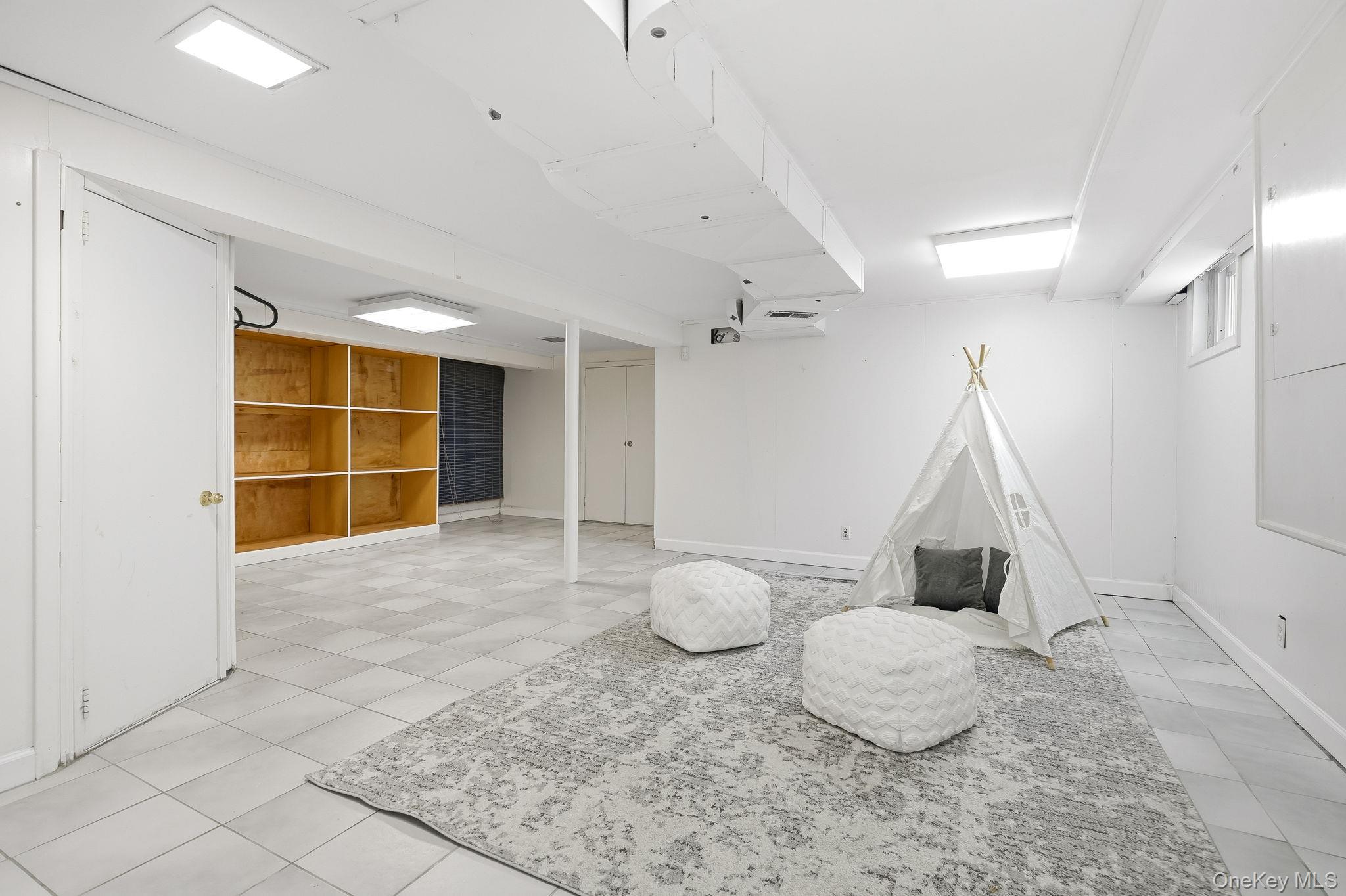 2 Tamarac Trail, Harrison, NY 10528