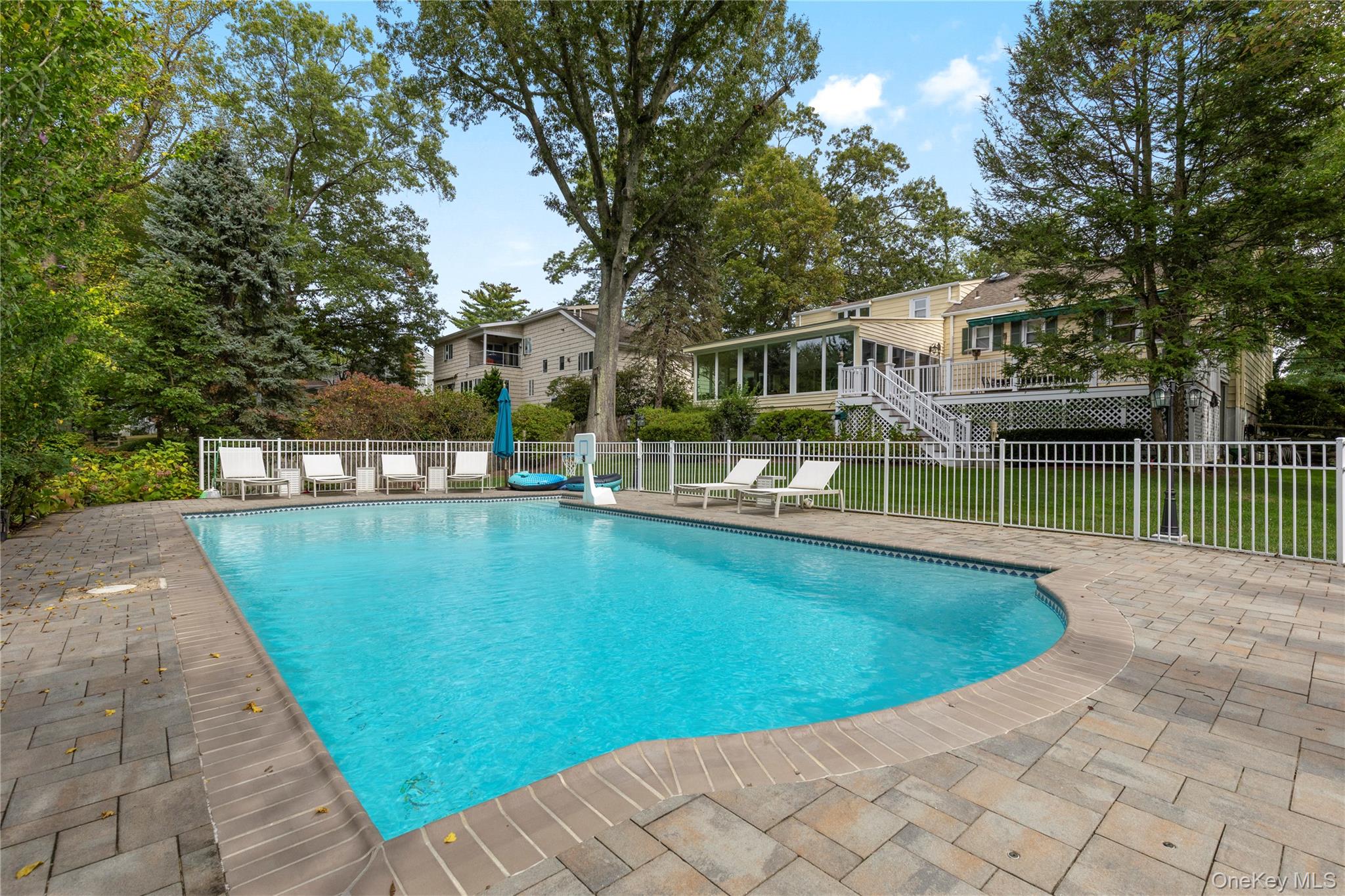 2 Tamarac Trail, Harrison, NY 10528