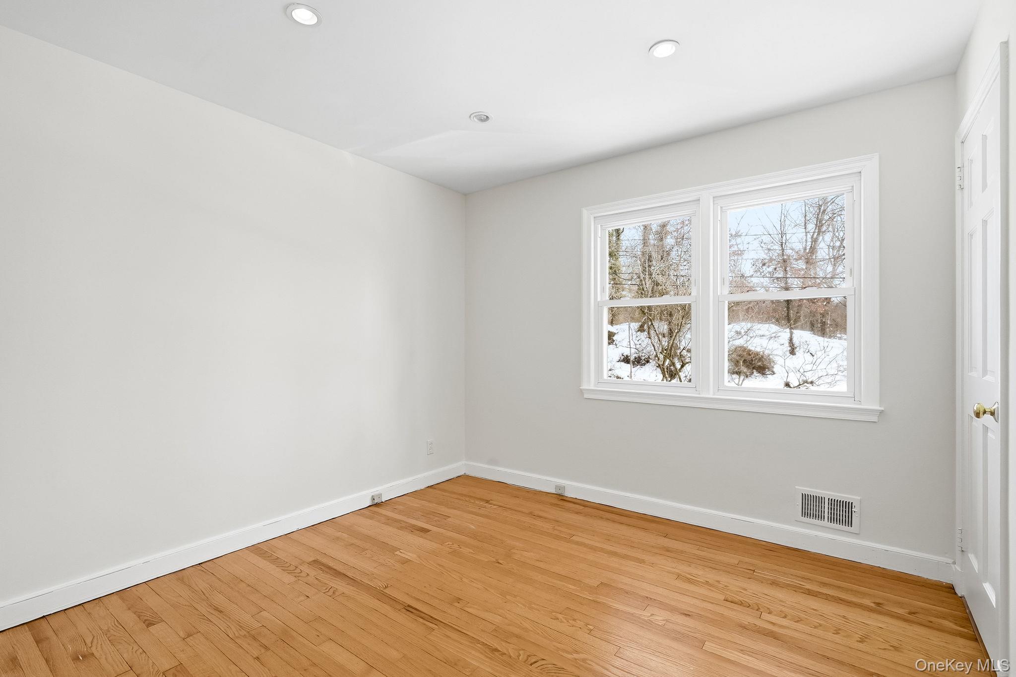 2 Tamarac Trail, Harrison, NY 10528