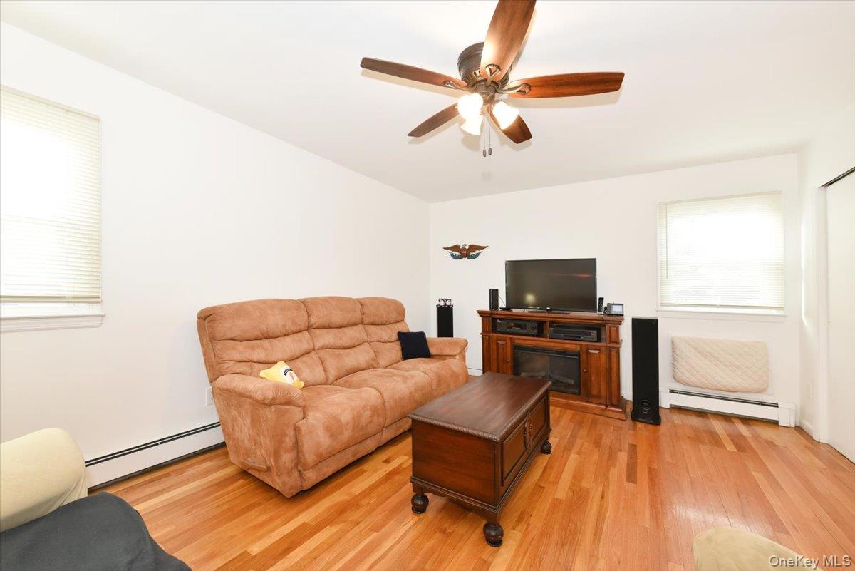 19 Sprague Drive, Valley Stream, NY 11580