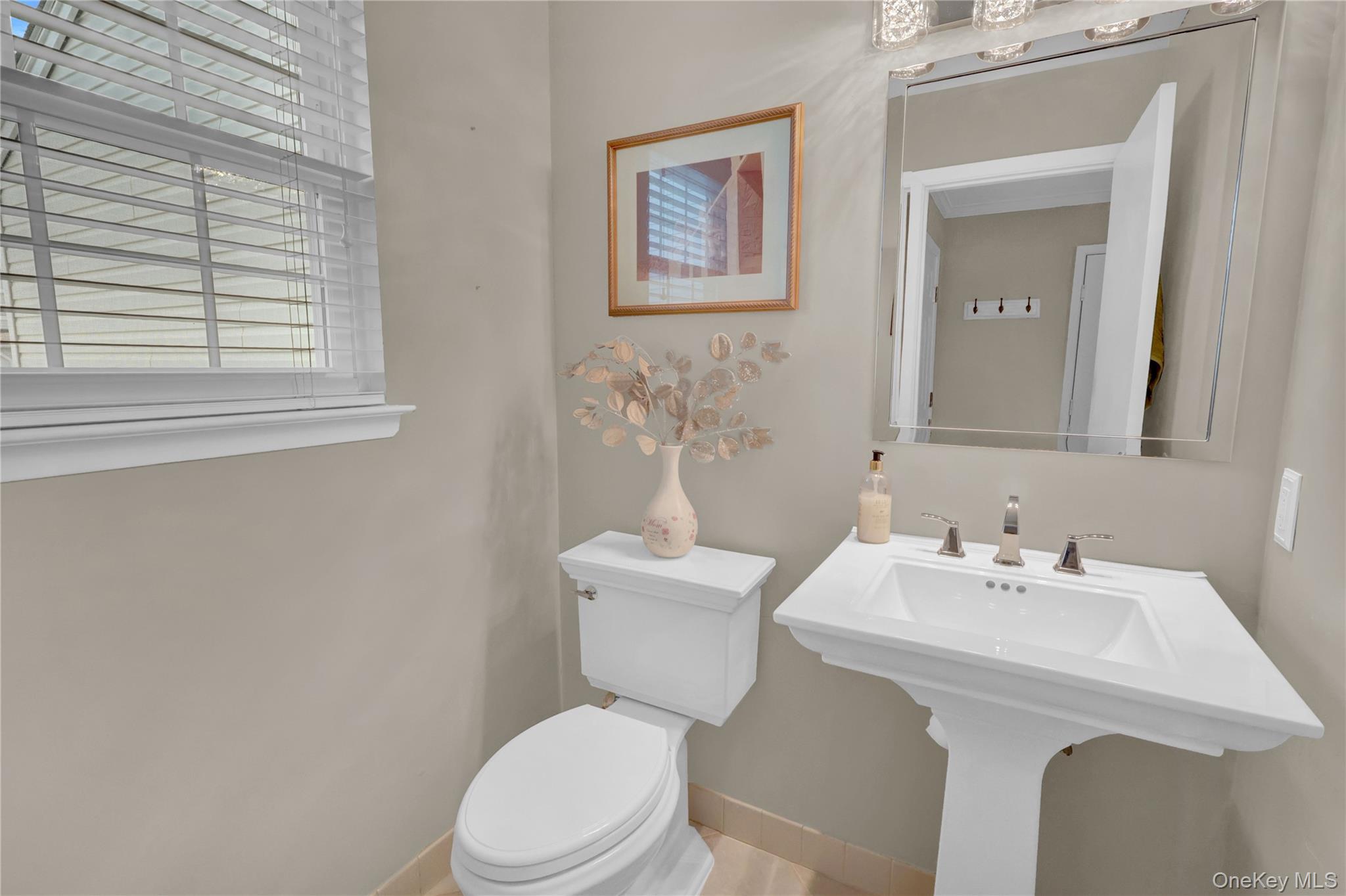 204 Erik Drive, East Setauket, NY 11733