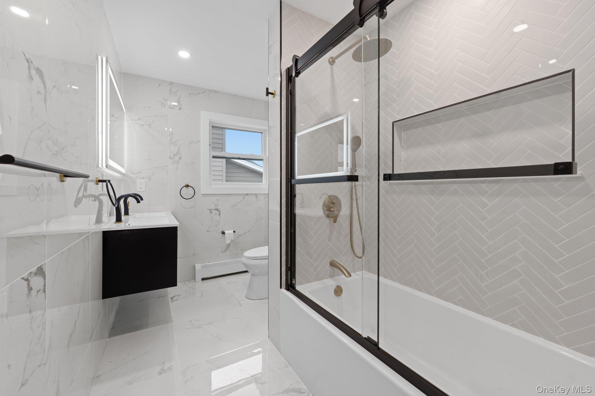 282 Vanderbilt Boulevard, Oakdale, NY 11769