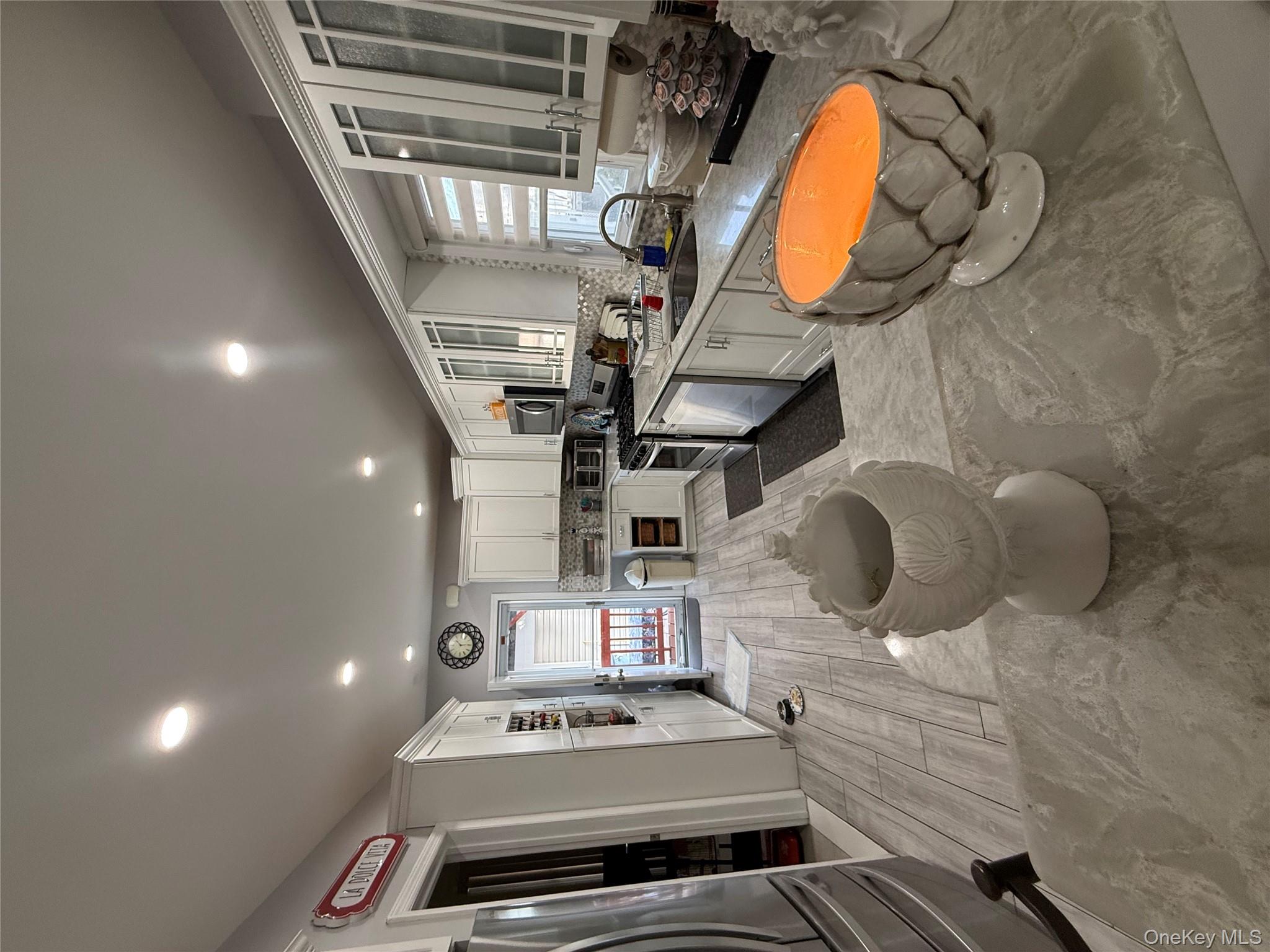 7841 84th Street, Glendale, NY 11385